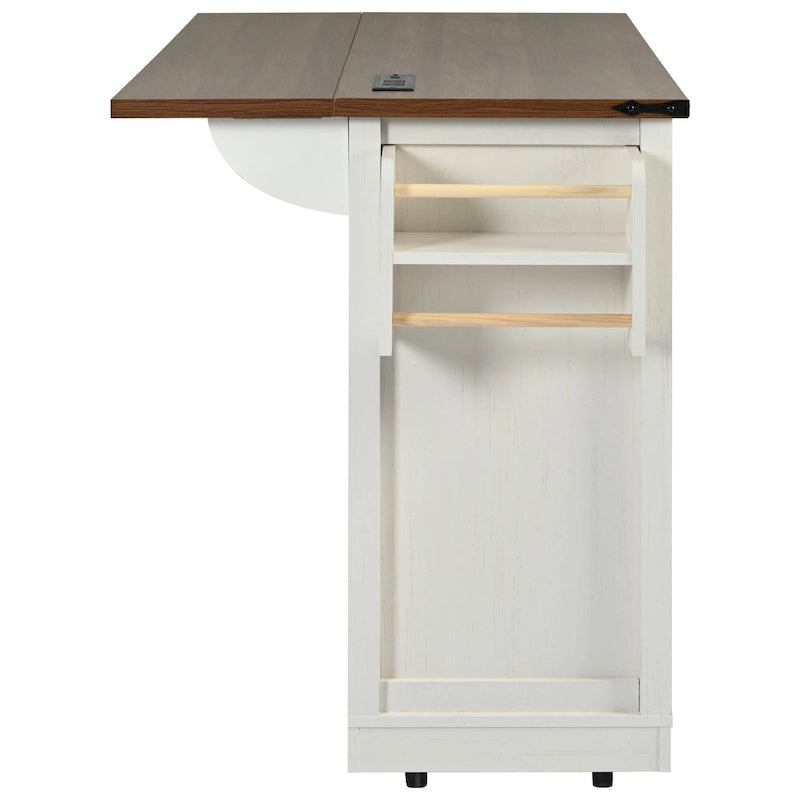 Îlot de cuisine de style ferme avec prise électrique et portes coulissantes de grange