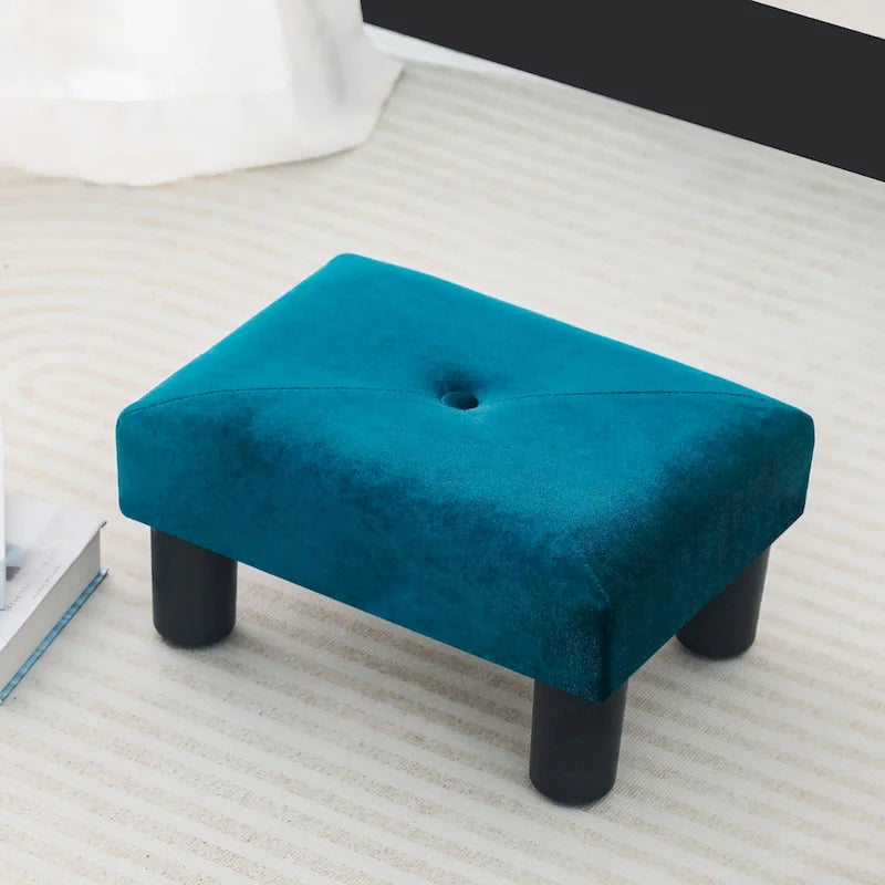 Ottoman en velours avec capitonnage à boutons
