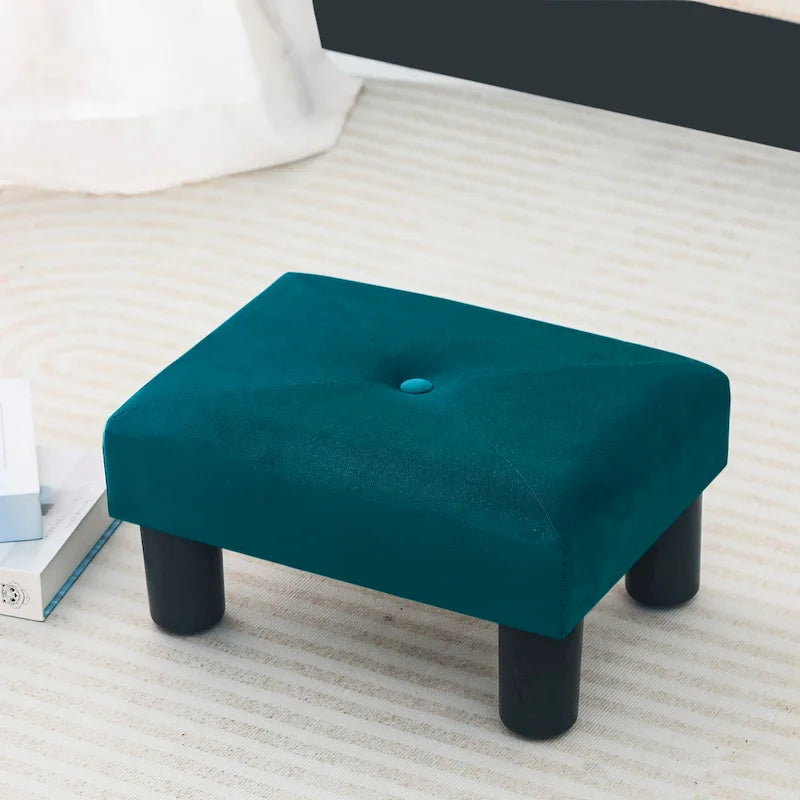 Ottoman en velours avec capitonnage à boutons