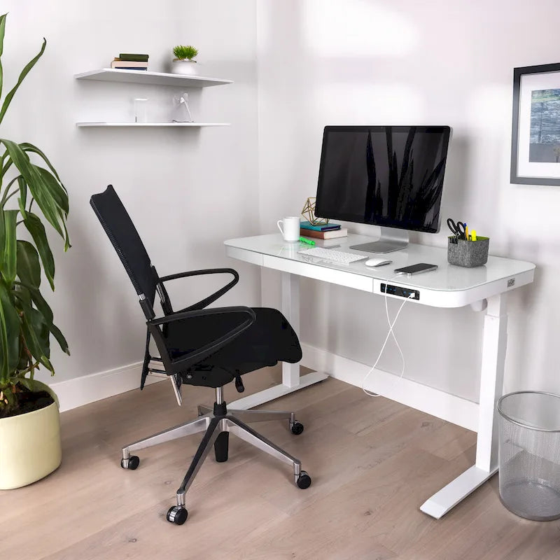 Bureau assis-debout électrique en verre trempé de 120,65 cm avec ports de chargement USB