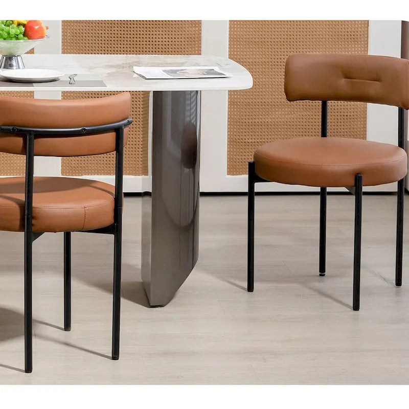 Chaise de salle à manger avec assise rembourrée et pieds en métal